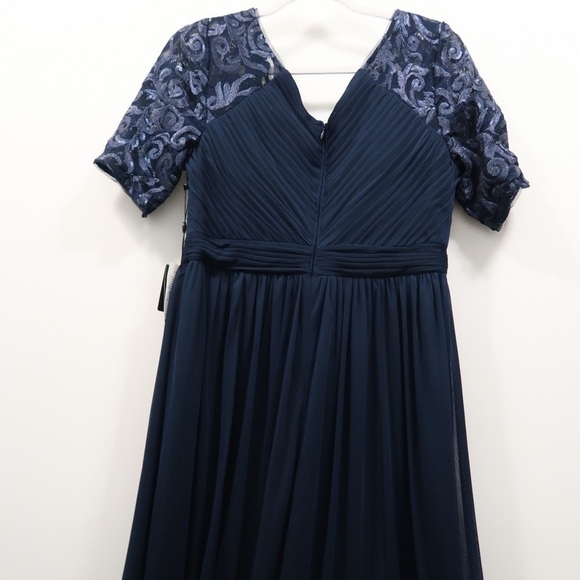 NWT ADRIANNA PAPELL Midnight Tulle & Sequin Gown - Picture 10 of 11